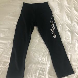 Lululemon soul cycle  wunder under crop